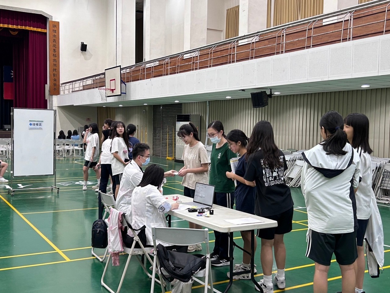 2024年11月05日彰女新冠疫苗校園施打照片2