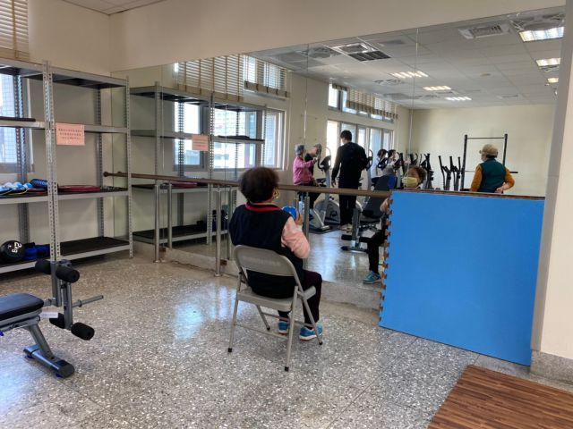 2020年03月彰化市南西北區衛生所不老健身房活動照片照片6