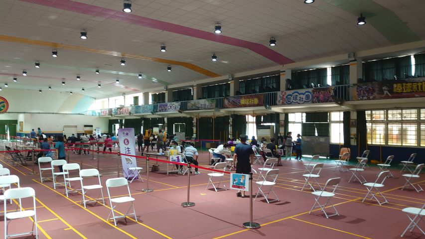 2021年10月16日新冠肺炎疫苗校園施打照片5