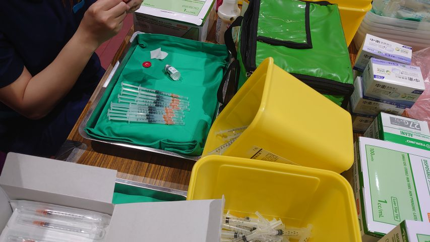 2021年10月16日新冠肺炎疫苗校園施打照片9