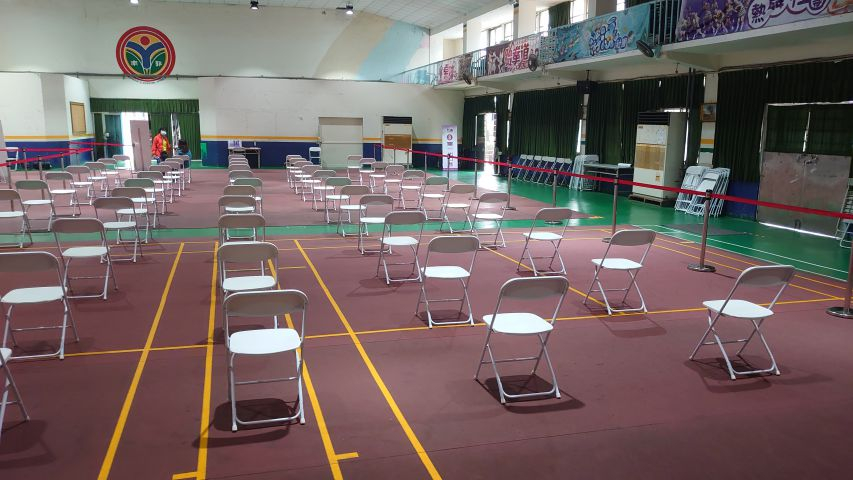 2021年10月16日新冠肺炎疫苗校園施打照片10