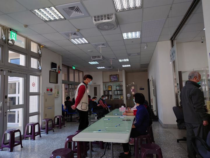 2023年02月23日新冠疫苗第二次追加劑，次世代莫德納疫苗施打照片8