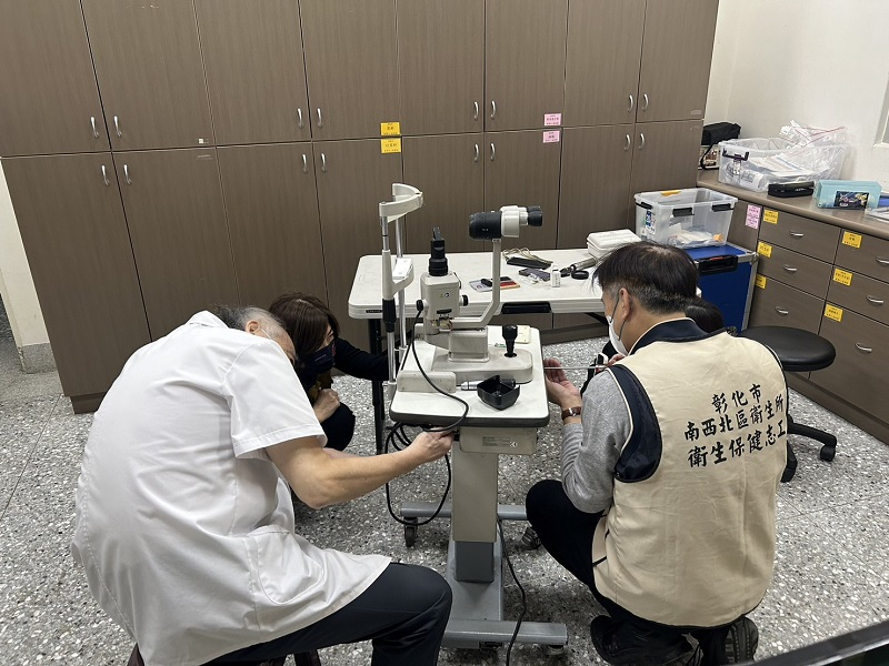 2023年12月22日麗睛眼底檢查照片3