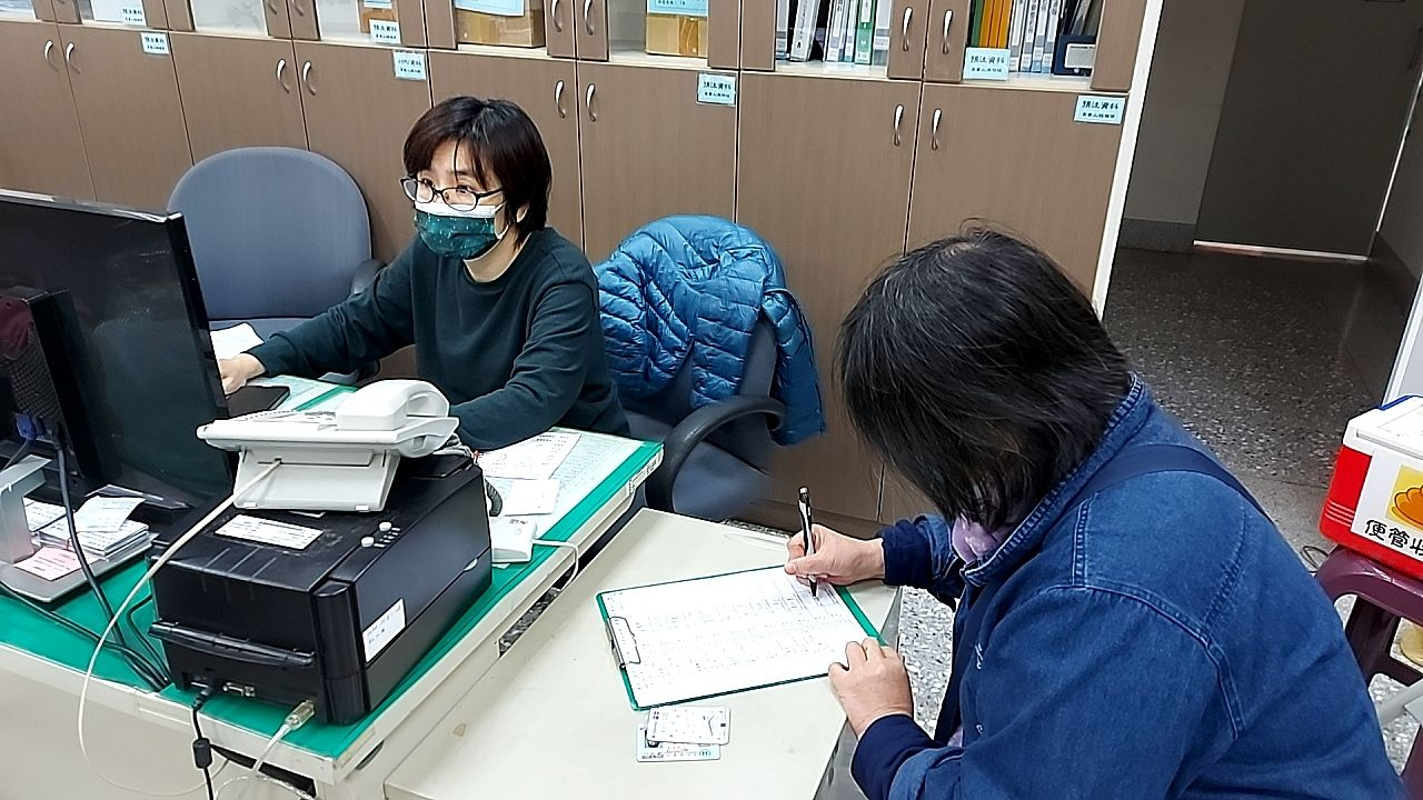 2024年01月21日癌症篩檢設站，民眾不畏天冷，熱情參與照片7