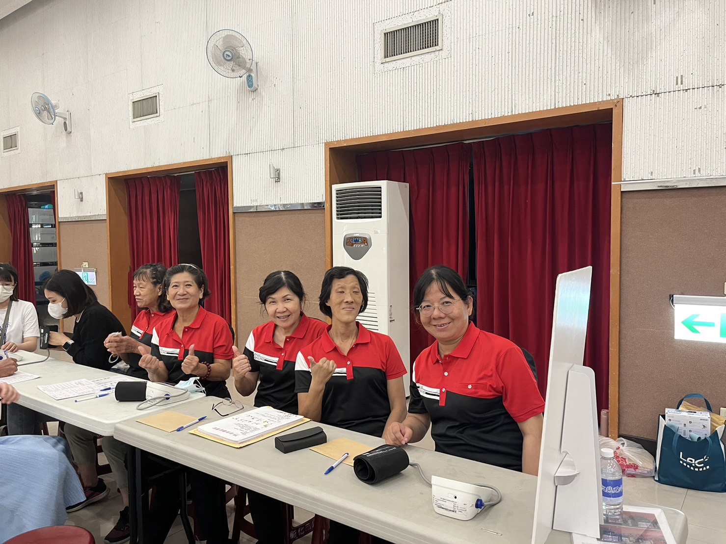 2023年10月25日志工協助市公所員工體適能檢測 相本